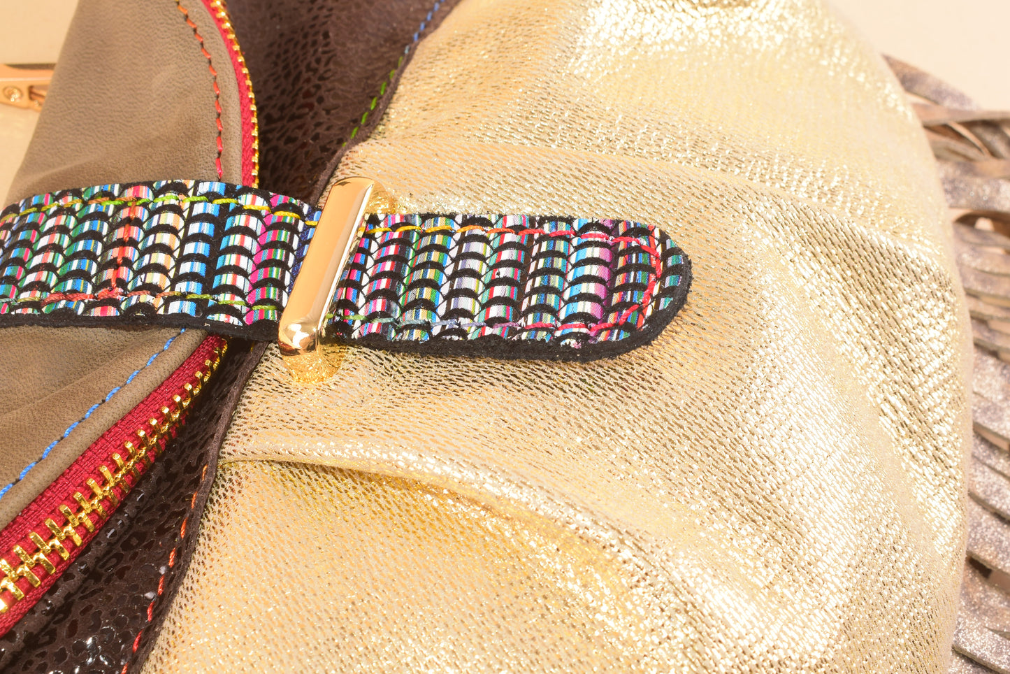 Equilibrium Clutch - Pochette in pelle patchwork con frange