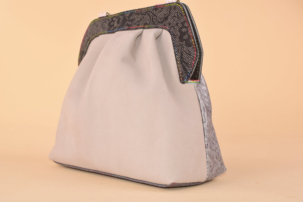 Taupe