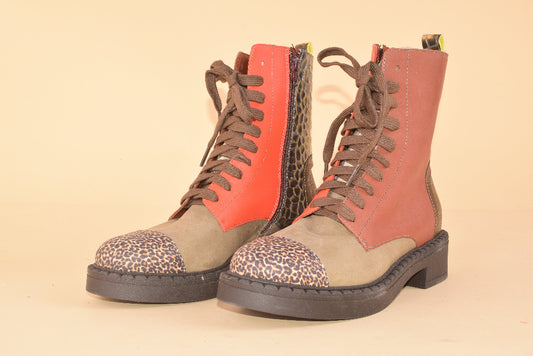 Taupe