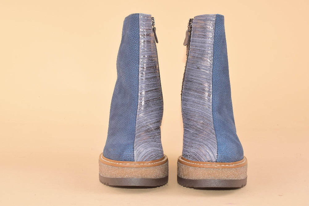 Blu Jeans